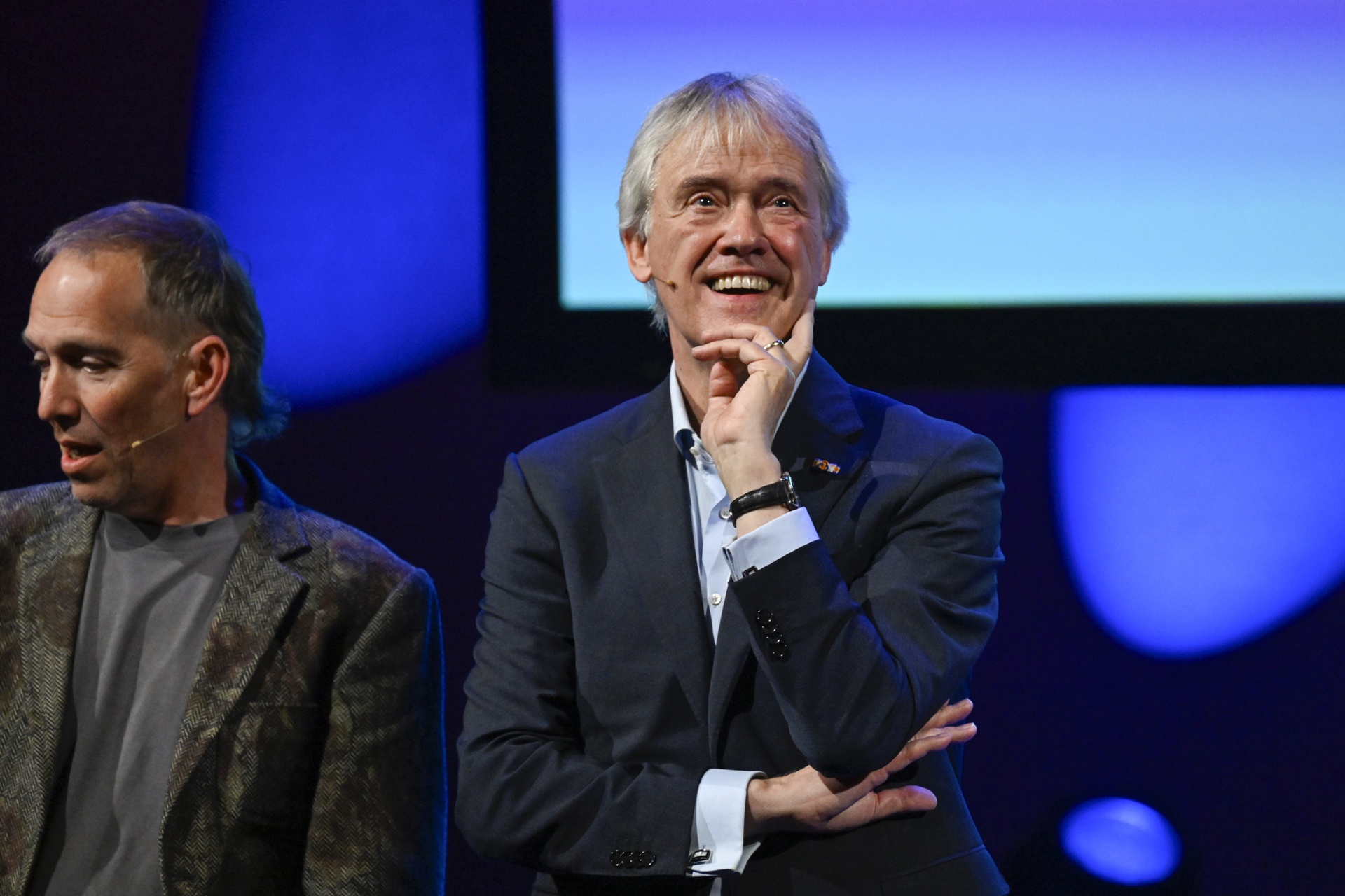 Peter Wennink tijdens de EW-lezing in het DeLaMar Theater - fotografie Peter Hilz/EW